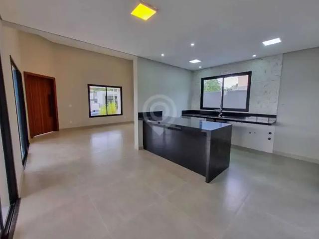 Casa / Sobrado em Condomínio para Locação em Itatiba/SP Portal San Giovanni 4 Quartos