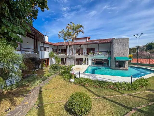 Casa / Sobrado em Condomínio para Locação em Itatiba/SP Parque das Laranjeiras 6 Quartos
