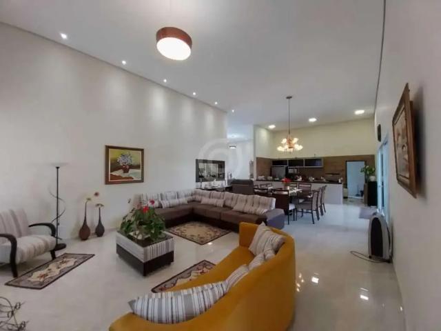 Casa / Sobrado em Condomínio para Locação em Itatiba/SP Residencial Sete Lagos 6 Quartos