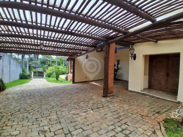 Casa / Sobrado em Condomínio para Locação em Itatiba/SP Ville Chamonix 5 Quartos
