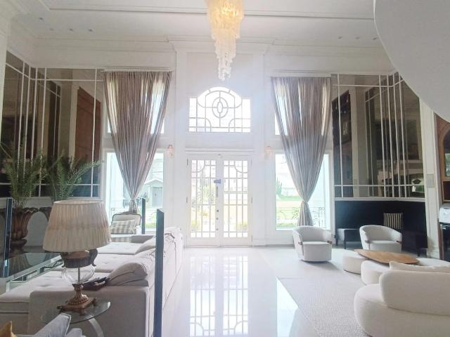 Casa / Sobrado em Condomínio para Locação em Itajaí/SC Balneário Santa Clara