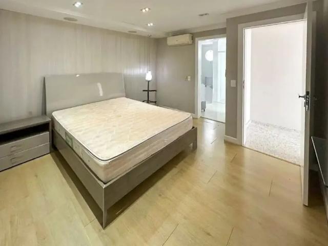 Casa / Sobrado em Condomínio para Locação em Itajaí/SC Fazendinha 3 Quartos