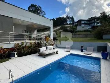 Casa / Sobrado em Condomínio para Locação em Itajaí/SC Praia Brava 4 Quartos