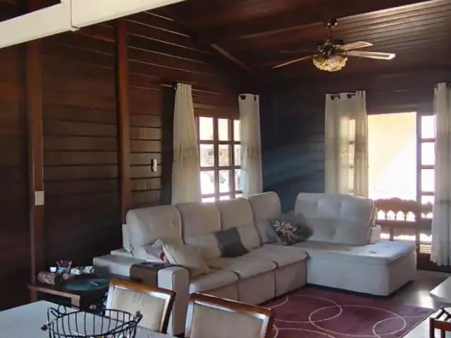 Casa / Sobrado em Condomínio para Locação em Itapecerica da Serra/SP Ressaca 3 Quartos