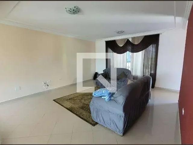 Casa / Sobrado em Condomínio para Locação em Itaquaquecetuba/SP Vila Monte Belo 3 Quartos