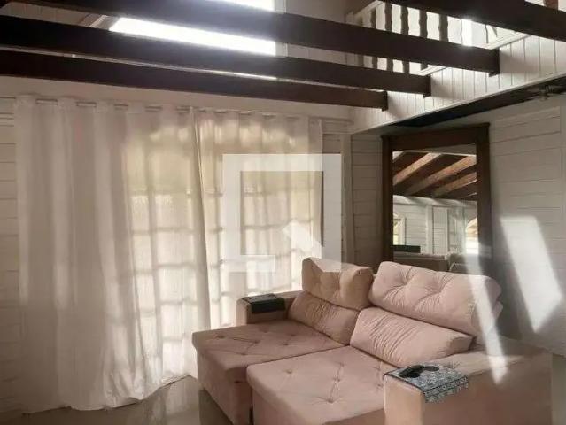Casa / Sobrado em Condomínio para Locação em Itaquaquecetuba/SP Jardim Odete 3 Quartos