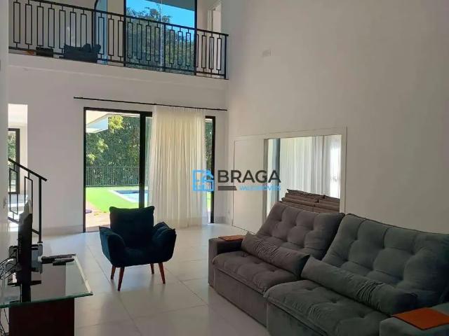 Casa / Sobrado em Condomínio para Locação em Jambeiro/SP Recanto Santa Barbara 4 Quartos