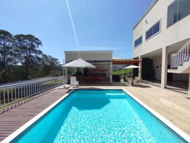 Casa / Sobrado em Condomínio para Locação em Jambeiro/SP Zona Rural 4 Quartos