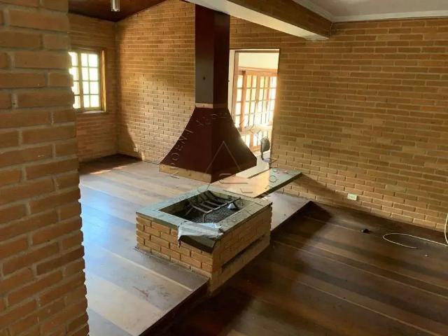 Casa / Sobrado em Condomínio para Locação em Jandira/SP Altos de São Fernando 4 Quartos
