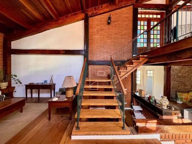 Casa / Sobrado em Condomínio para Locação em Jandira/SP Altos de São Fernando 5 Quartos