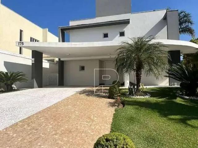 Casa / Sobrado em Condomínio para Locação em Jandira/SP Granja Viana 3 Quartos