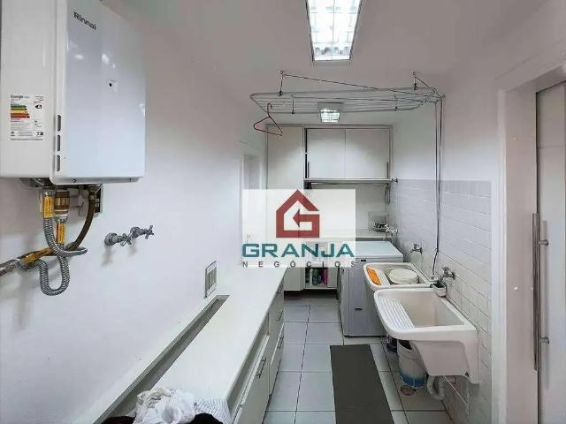Casa / Sobrado em Condomínio para Locação em Jandira/SP Granja Viana 4 Quartos