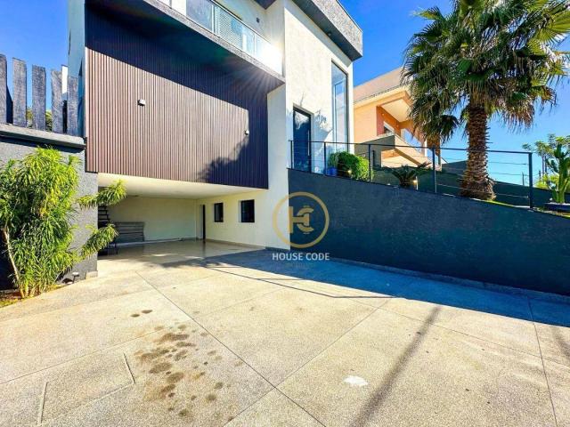 Casa / Sobrado em Condomínio para Locação em Jandira/SP Jardim do Golf I 4 Quartos