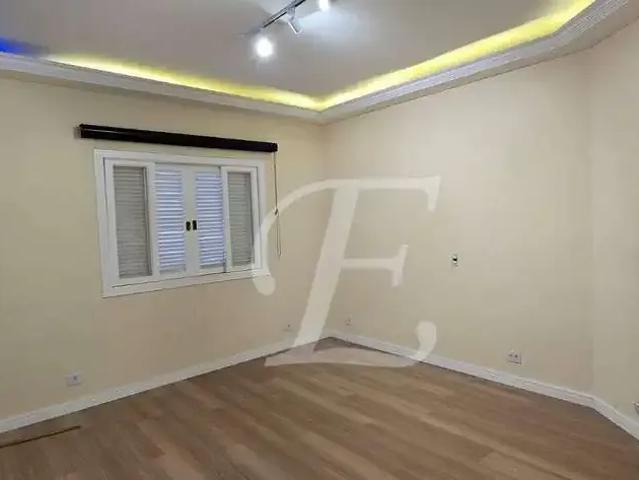 Casa / Sobrado em Condomínio para Locação em Jandira/SP Nova Higienópolis 4 Quartos