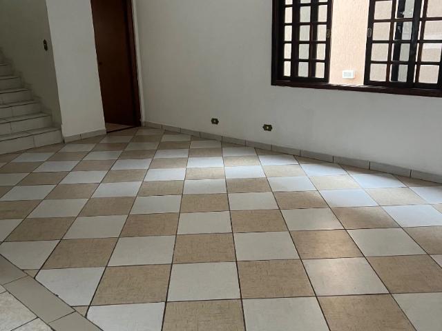 Casa / Sobrado em Condomínio para Locação em Jandira/SP Parque Nova Jandira 3 Quartos