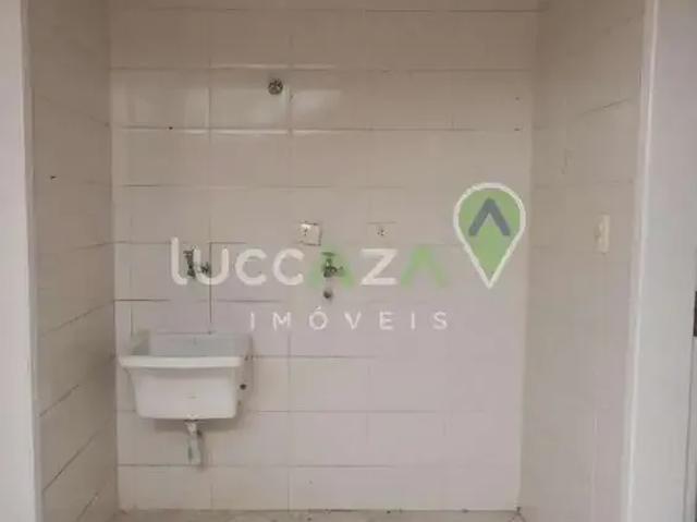 Casa / Sobrado em Condomínio para Locação em Jacareí/SP Cidade Jardim 3 Quartos
