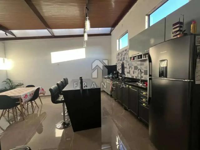 Casa / Sobrado em Condomínio para Locação em Jacareí/SP Cidade Salvador 2 Quartos