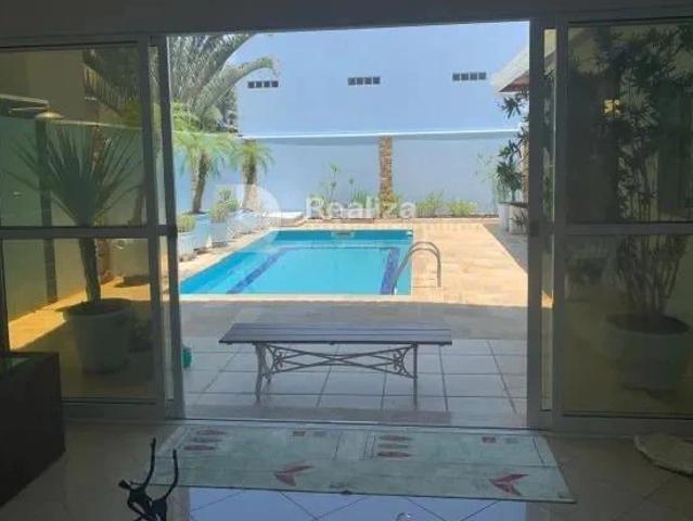Casa / Sobrado em Condomínio para Locação em Jacareí/SP Jardim Altos de Santana I 4 Quartos
