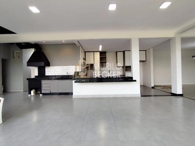 Casa / Sobrado em Condomínio para Locação em Jacareí/SP Jardim Califórnia 4 Quartos