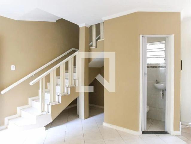 Casa / Sobrado em Condomínio para Locação em Jacareí/SP Jardim Flórida 3 Quartos