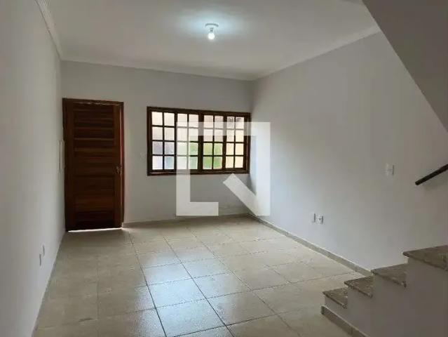 Casa / Sobrado em Condomínio para Locação em Jacareí/SP Jardim Flórida 2 Quartos
