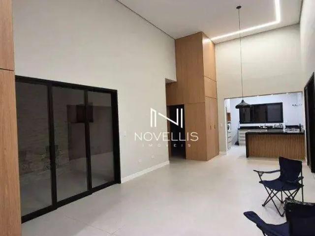 Casa / Sobrado em Condomínio para Locação em Jacareí/SP Jardim Jacinto 3 Quartos