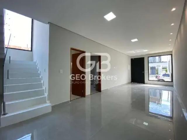 Casa / Sobrado em Condomínio para Locação em Jacareí/SP Jardim Jacinto 3 Quartos