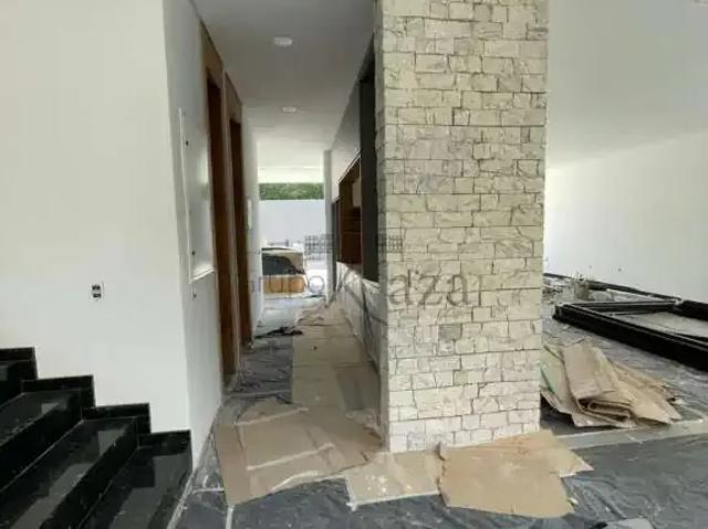 Casa / Sobrado em Condomínio para Locação em Jacareí/SP Jardim Paraíba 5 Quartos