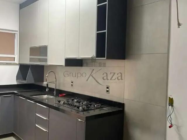 Casa / Sobrado em Condomínio para Locação em Jacareí/SP Jardim Paulistano 3 Quartos