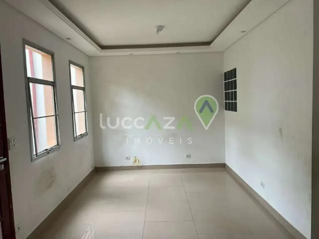 Casa / Sobrado em Condomínio para Locação em Jacareí/SP Jardim Santa Maria 3 Quartos