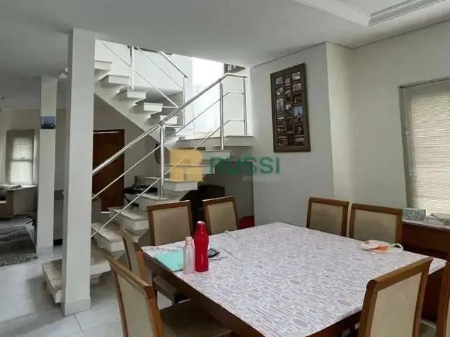 Casa / Sobrado em Condomínio para Locação em Jacareí/SP Loteamento Villa Branca 3 Quartos