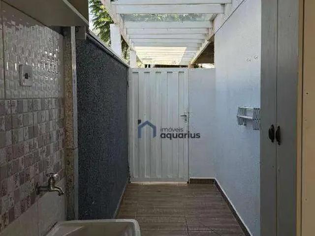 Casa / Sobrado em Condomínio para Locação em Jacareí/SP Loteamento Villa Branca 3 Quartos