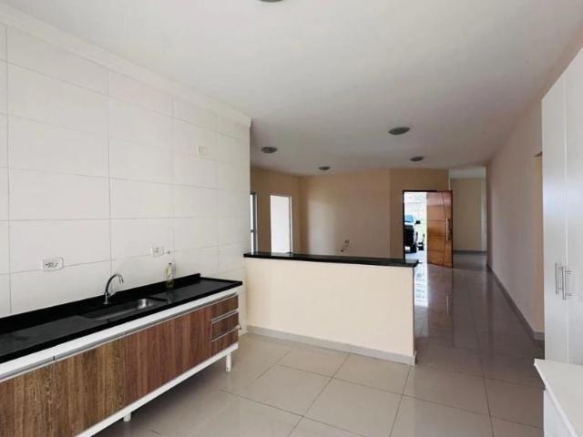 Casa / Sobrado em Condomínio para Locação em Jacareí/SP Loteamento Villa Branca 3 Quartos