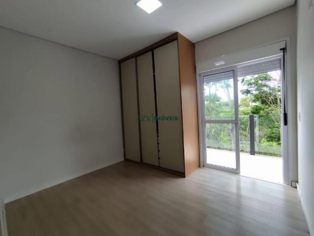 Casa / Sobrado em Condomínio para Locação em Jacareí/SP Loteamento Villa Branca 4 Quartos