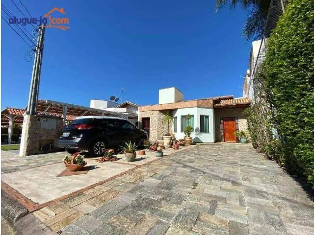 Casa / Sobrado em Condomínio para Locação em Jacareí/SP São João 3 Quartos