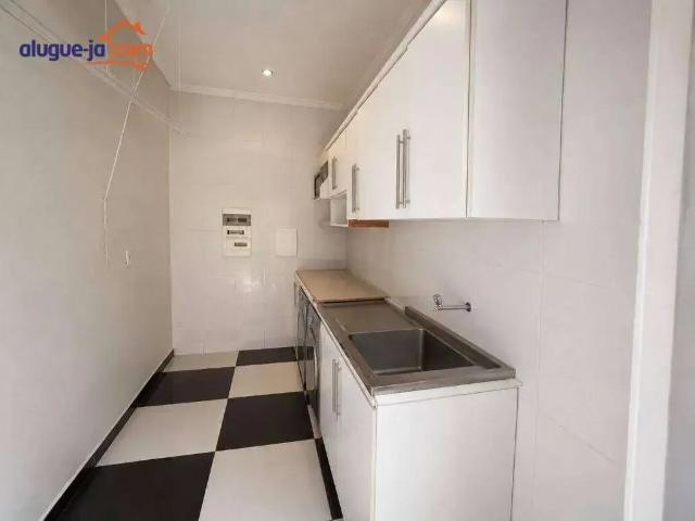 Casa / Sobrado em Condomínio para Locação em Jacareí/SP Parque Mirante do Vale 4 Quartos