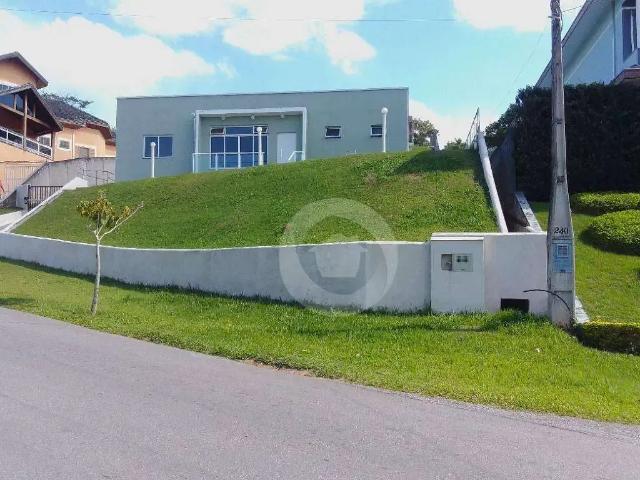 Casa / Sobrado em Condomínio para Locação em Jacareí/SP Parque Mirante do Vale 4 Quartos