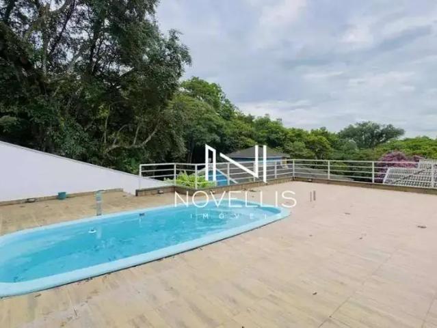 Casa / Sobrado em Condomínio para Locação em Jacareí/SP Parque Mirante do Vale 6 Quartos