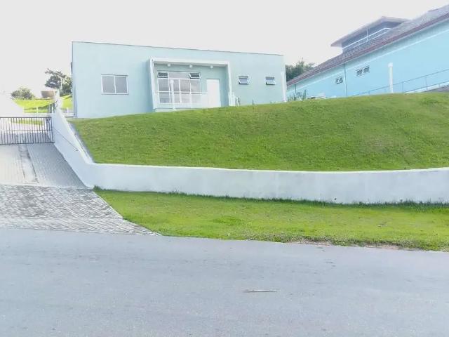 Casa / Sobrado em Condomínio para Locação em Jacareí/SP Parque Mirante do Vale 3 Quartos