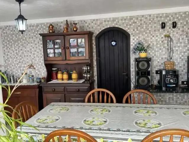Casa / Sobrado em Condomínio para Locação em Jacareí/SP Vila Zezé 4 Quartos