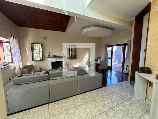 Casa / Sobrado em Condomínio para Locação em Jacareí/SP Vila Nova Aliança 1 Quartos
