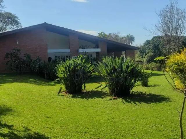 Casa / Sobrado em Condomínio para Locação em Jaguariúna/SP Condomínio Fazenda Duas Marias 4 Quartos