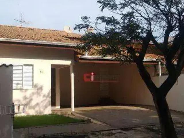 Casa / Sobrado em Condomínio para Locação em Jaguariúna/SP Jardim Primavera 3 Quartos