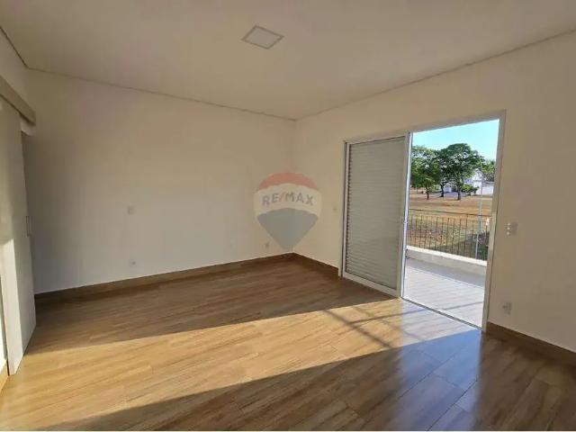 Casa / Sobrado em Condomínio para Locação em Jaguariúna/SP Reserva Santa Izabel 4 Quartos
