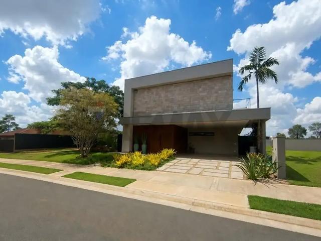 Casa / Sobrado em Condomínio para Locação em Jaguariúna/SP Tanquinho Velho 3 Quartos