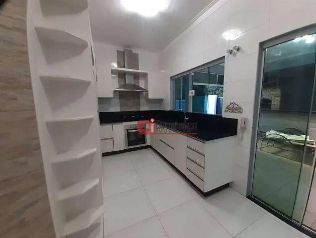 Casa / Sobrado em Condomínio para Locação em Jaguariúna/SP Vargeão 3 Quartos
