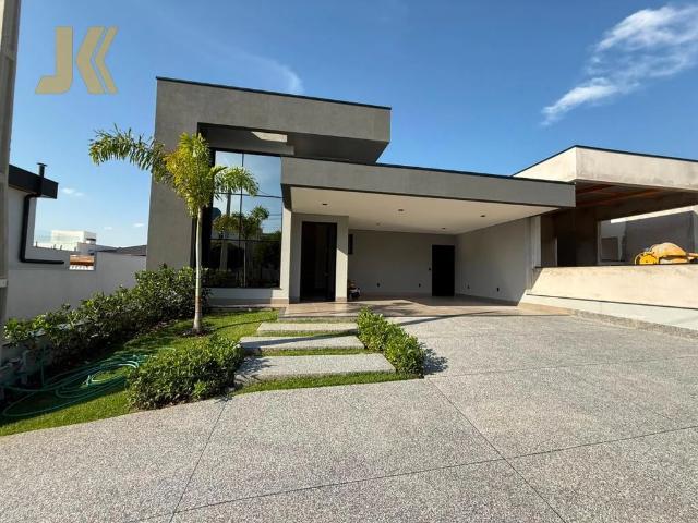 Casa / Sobrado em Condomínio para Locação em Jaguariúna/SP Vila Jorge Zambon 3 Quartos