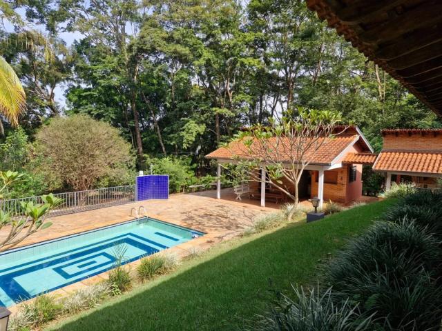 Casa / Sobrado em Condomínio para Locação em Jardinópolis/SP Beira Rio 4 Quartos