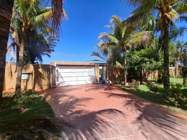 Casa / Sobrado em Condomínio para Locação em Jardinópolis/SP Condomínio Village I 4 Quartos