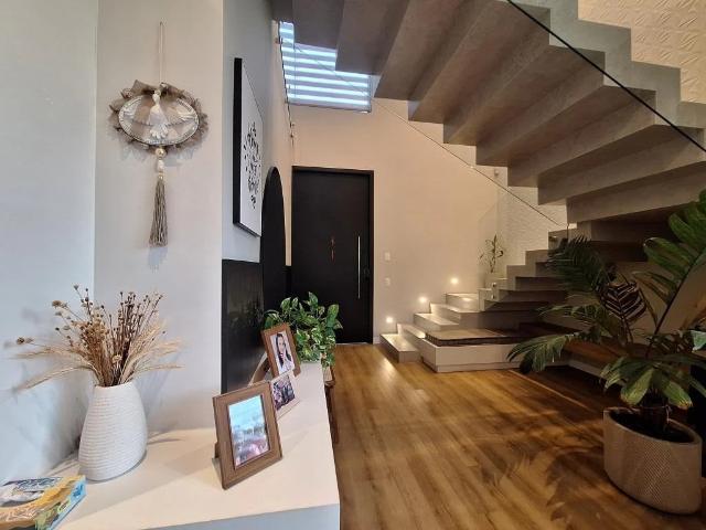 Casa / Sobrado em Condomínio para Locação em Joinville/SC Vila Nova 4 Quartos